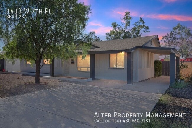 Building Photo - 1413 W 7th Pl