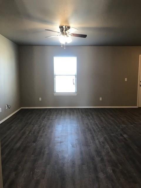 Building Photo - 604 SW Loudon Dr