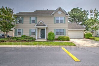 Building Photo - 1560 Wynd Crest Way