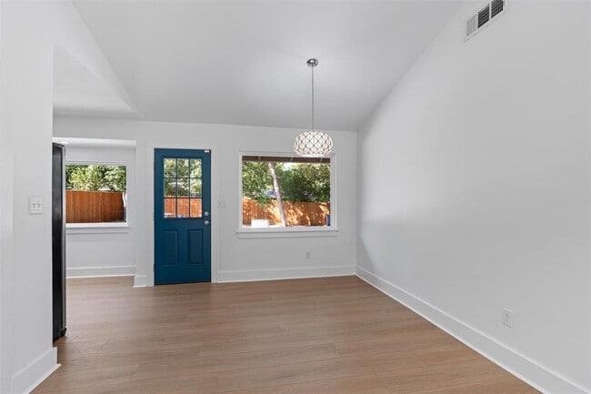 Building Photo - 4807 Aberdeen Dr