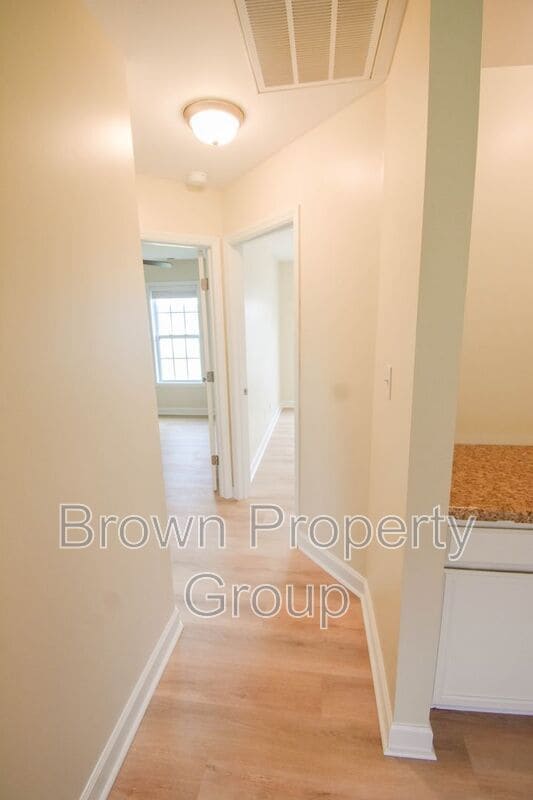 Building Photo - 276 Strike Eagle Dr