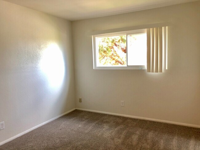 Building Photo - 31440 Club Vista Ln