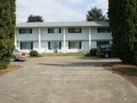 Building Photo - 1781 SE Lilly Pl