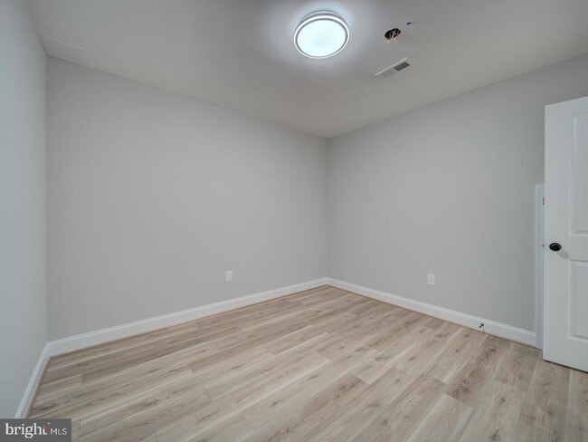 Building Photo - 4432 Indigo Ln