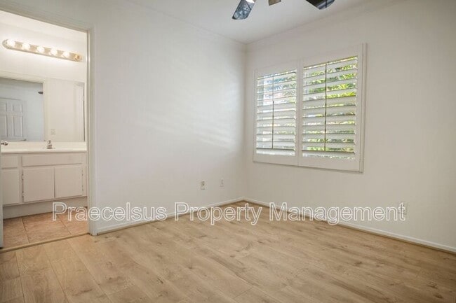 Building Photo - 1857 Monaco Dr