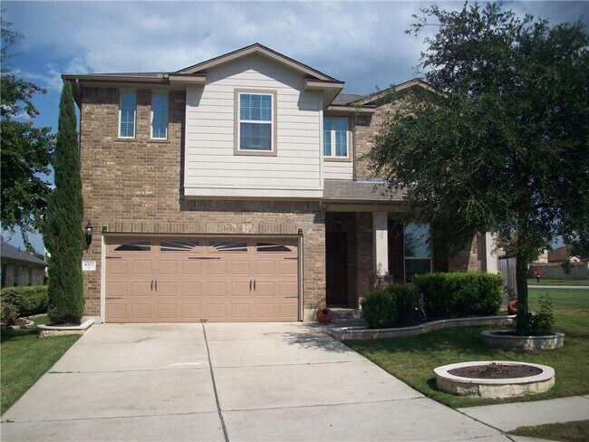 Building Photo - 1002 Beacon Cove