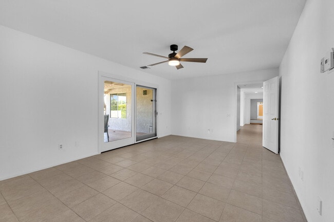 Building Photo - 39124 Channel Dr