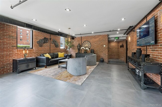 Building Photo - 172 E Prospect Ave