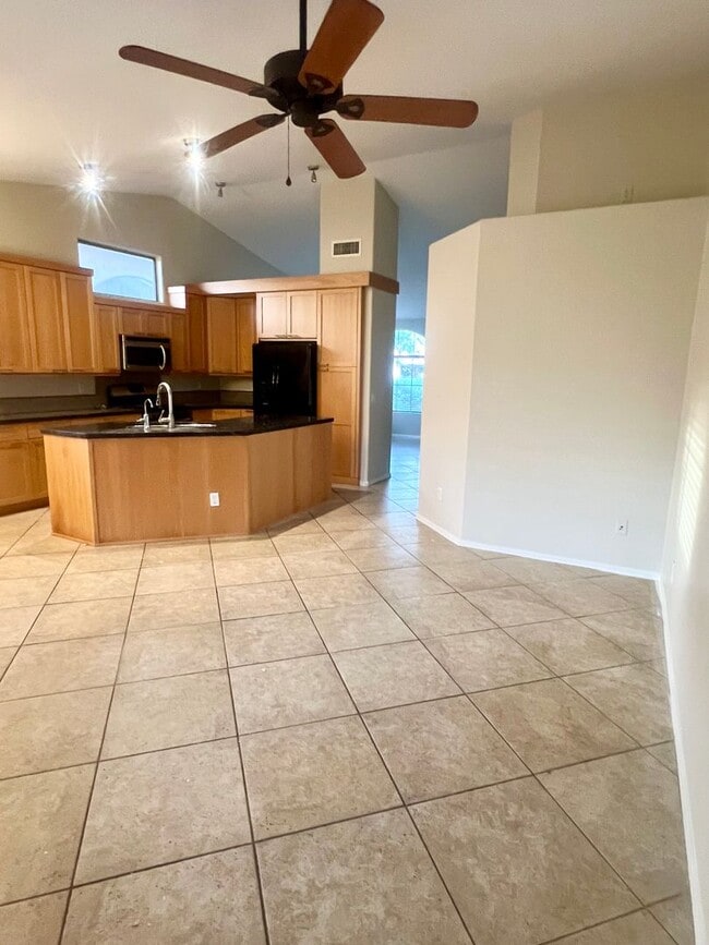 Building Photo - 3-bedroom at Val Vista & Guadalupe in Gilbert