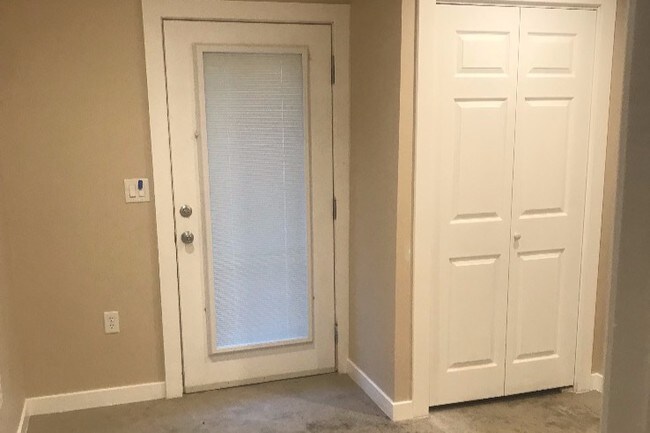 Building Photo - 233 St Marys Dr