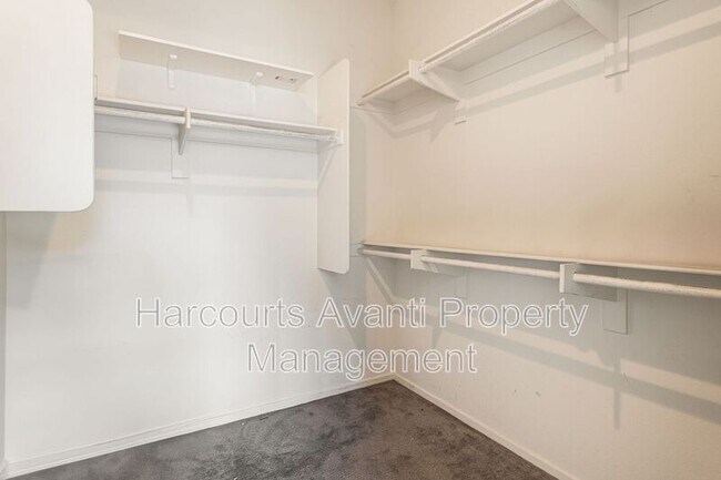 Building Photo - 1520 Santa Carolina Rd