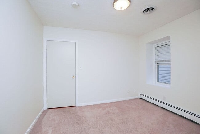 Building Photo - 175 Trenton St