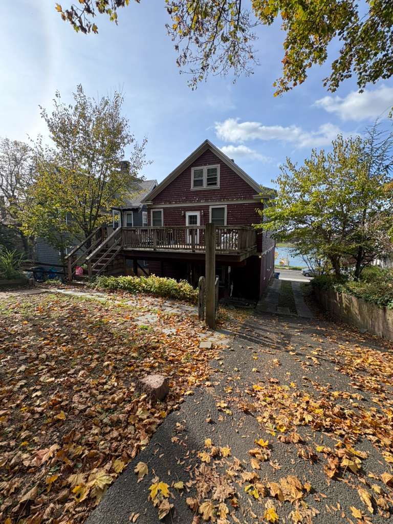 Building Photo - 517 Quinnipiac Ave