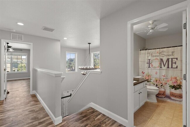 Building Photo - 14019 Crater Cir