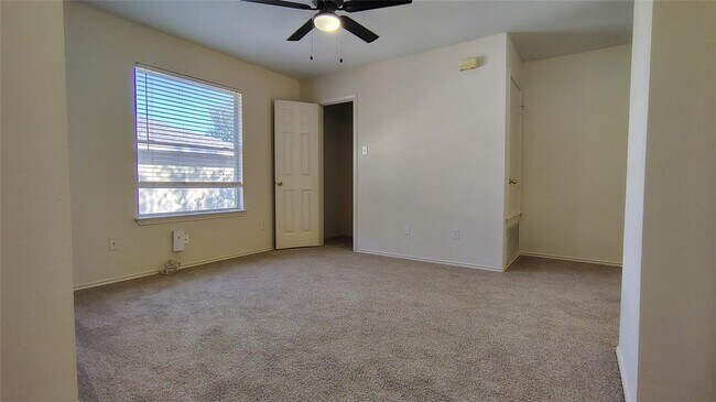 Building Photo - 2208 Ada Ln