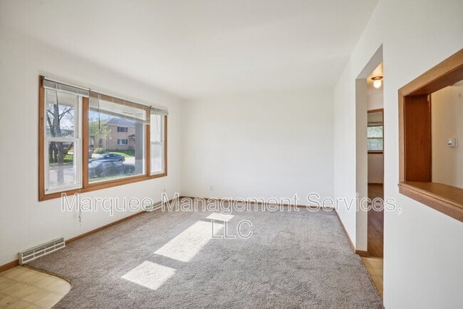 Building Photo - 4903 Camden Rd