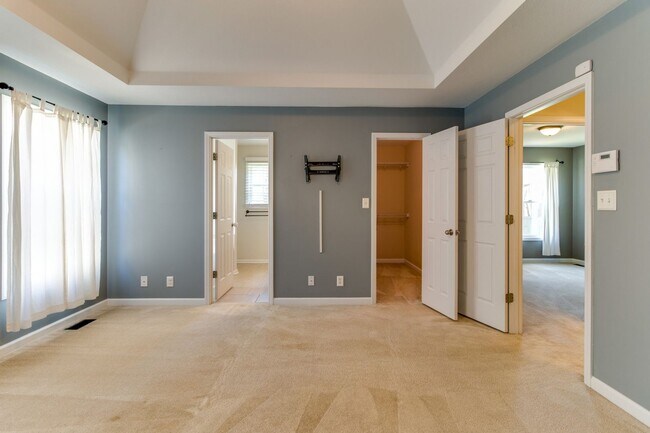 Building Photo - 2859 Teakwood Dr