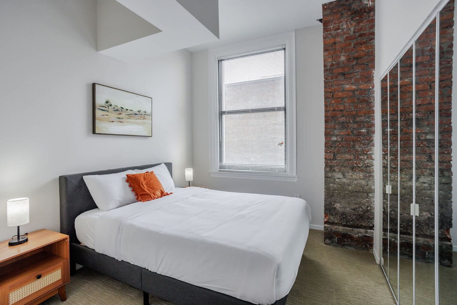 Building Photo - 9-JAN-JAN E 4th St