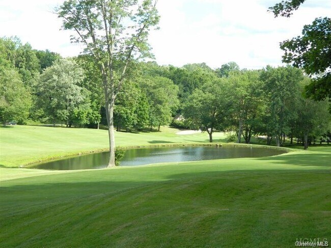 Building Photo - 555 Heritage Hills