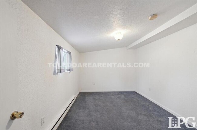 Building Photo - 2129 Nevada St