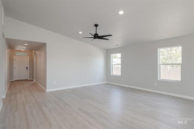 Building Photo - Brand New 4 Bedroom 2 Bathroom Home in South Meridian