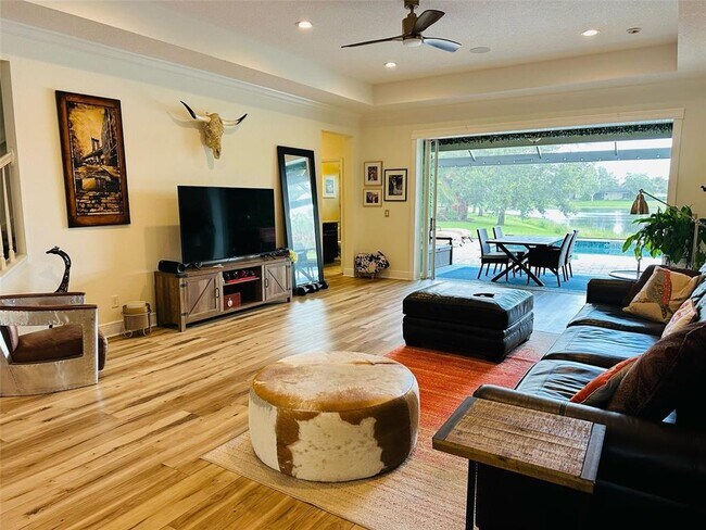 Building Photo - 12051 Forest Park Cir