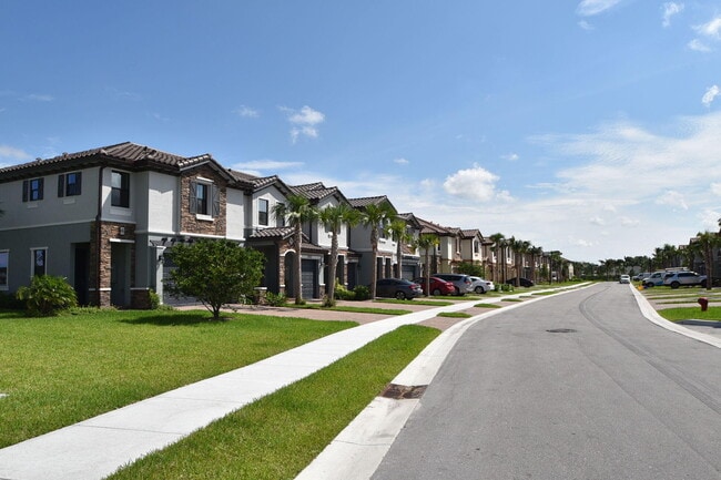 Building Photo - 12994 Anthorne Ln