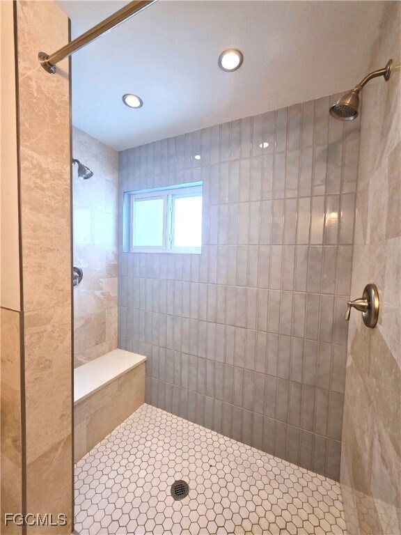 Building Photo - 1534 Avalon Pl