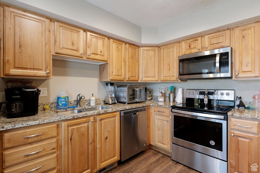 Building Photo - 4711 S Xanadu Cir