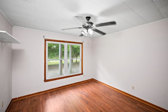 Building Photo - 21213 Lawrence Rd