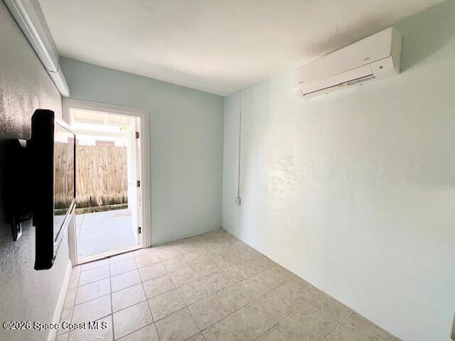 Building Photo - 179 Clairbourne Ave