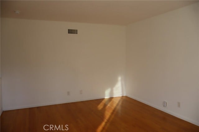 Building Photo - 2520 Louise Ave