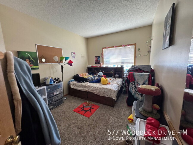 Building Photo - 577 Woodduck Dr