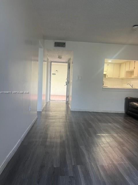 Building Photo - 10090 NW 80th Ct