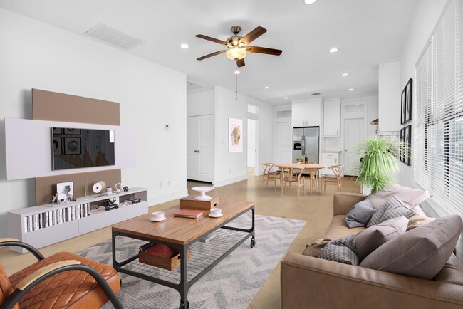 Building Photo - 603 Edgewood St