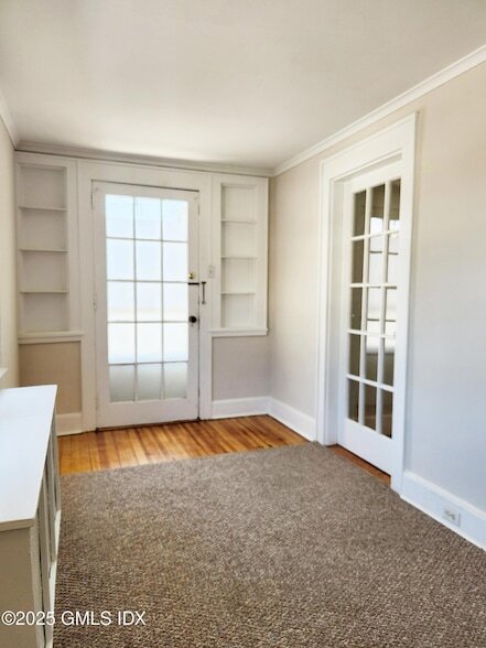Building Photo - 15 Scofield St