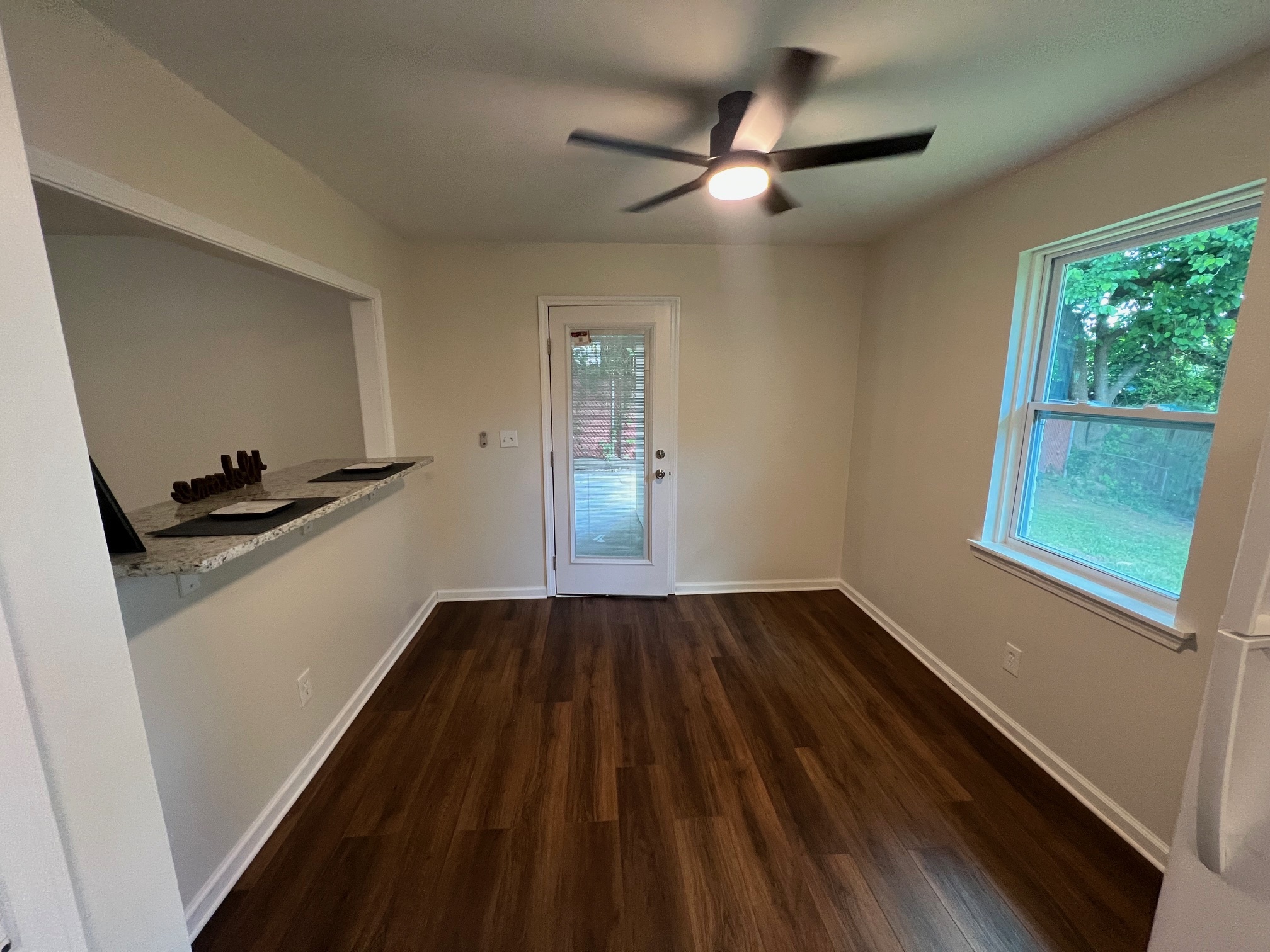 Building Photo - 763 San Fernando Dr