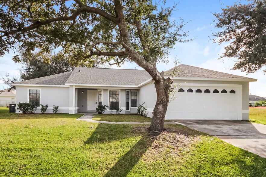 Primary Photo - 808 Cabaret Ct