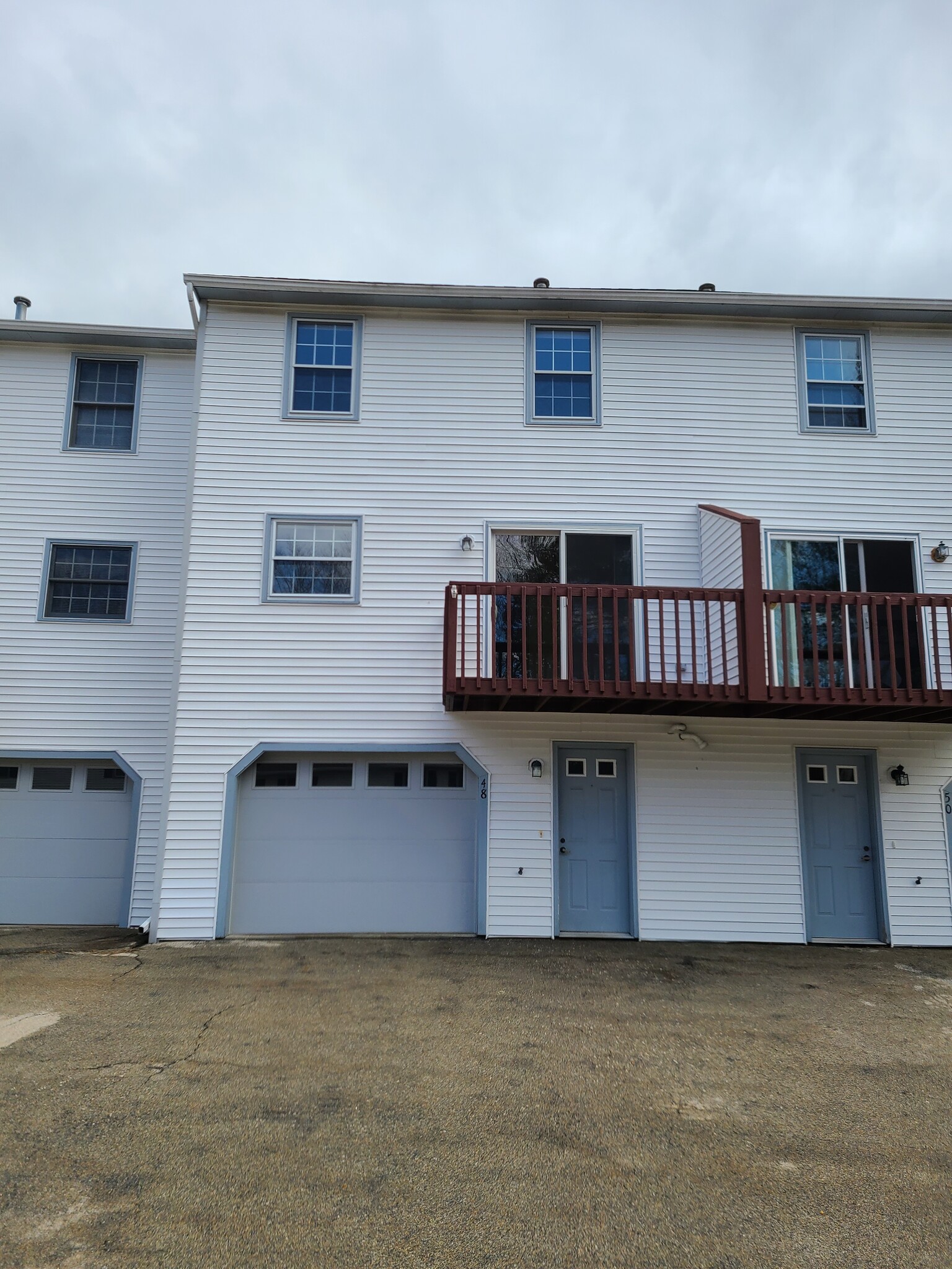 Building Photo - 48 Lochmere Ln