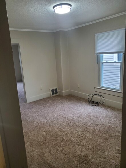 Bedroom (new carpet) - 522 E 22nd St