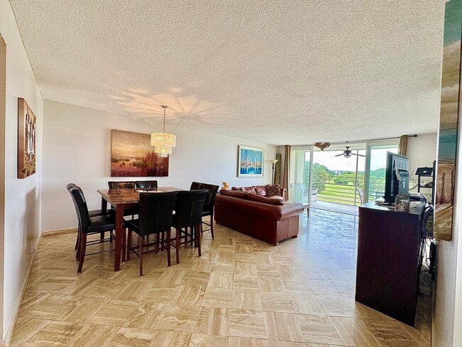 Building Photo - 2671 S Course Dr