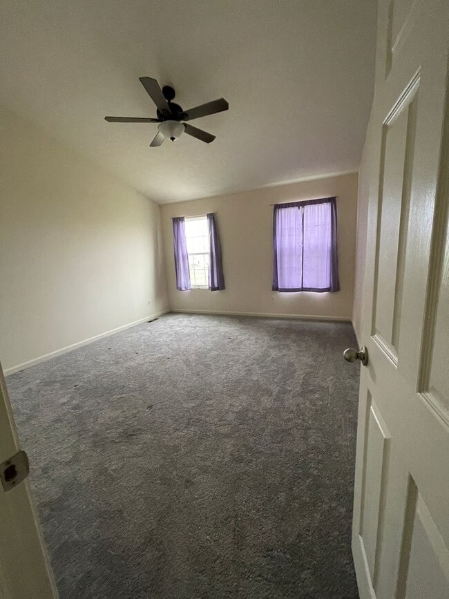 Building Photo - 2018 Creekstone Dr