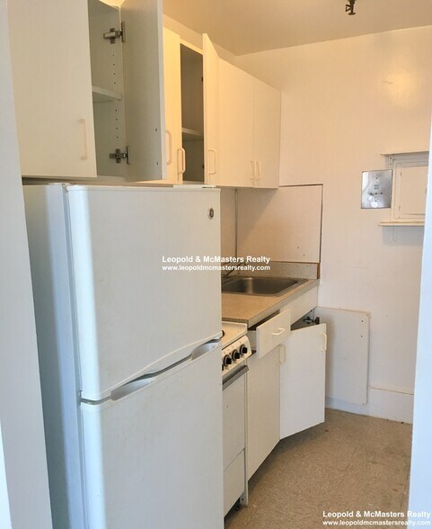 Building Photo - 24 Mt Vernon St