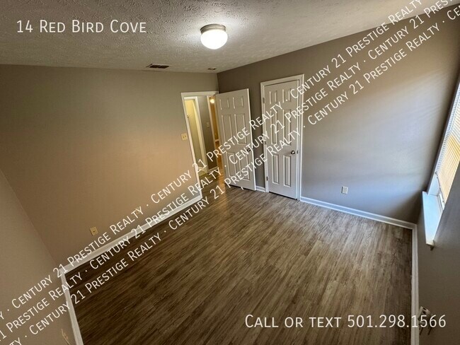 Building Photo - 14 Red Bird Cove