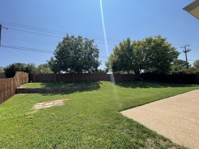 Building Photo - 1124 Fawn Meadow Trail