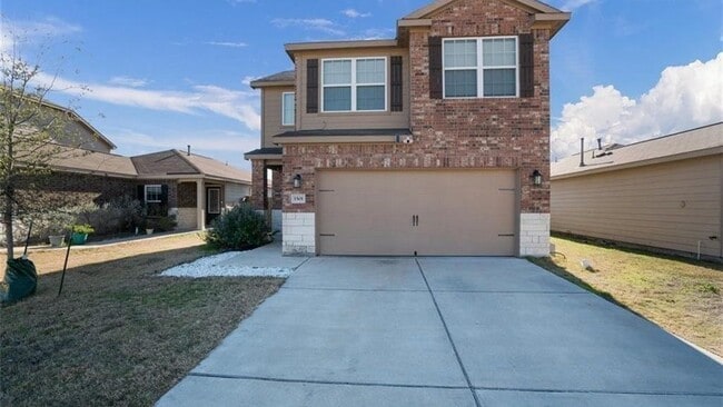 Building Photo - 1501 Treeta Trail