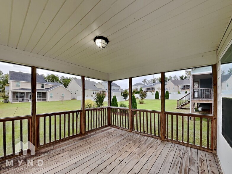 Building Photo - 1029 Airedale Trail