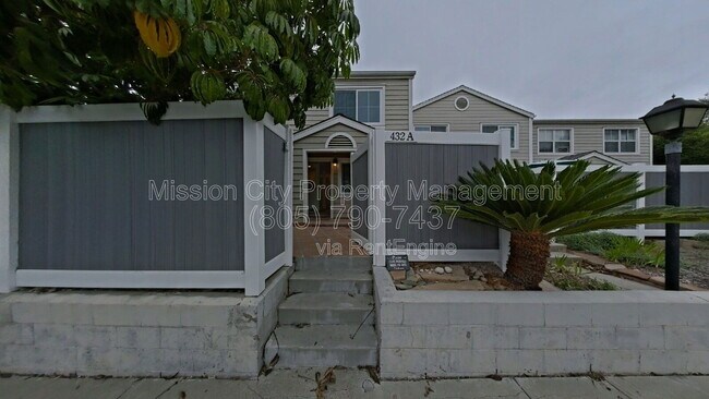 Building Photo - 432 Via Rosa