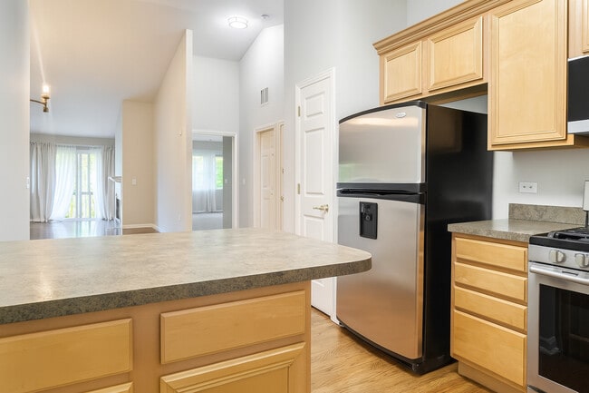 Building Photo - 3159 Saganashkee Ln