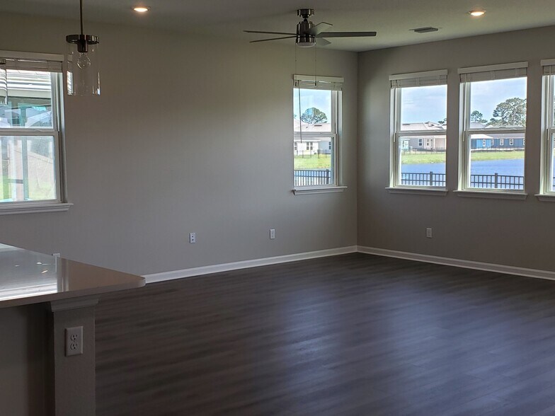 Building Photo - 89 Signet Cir